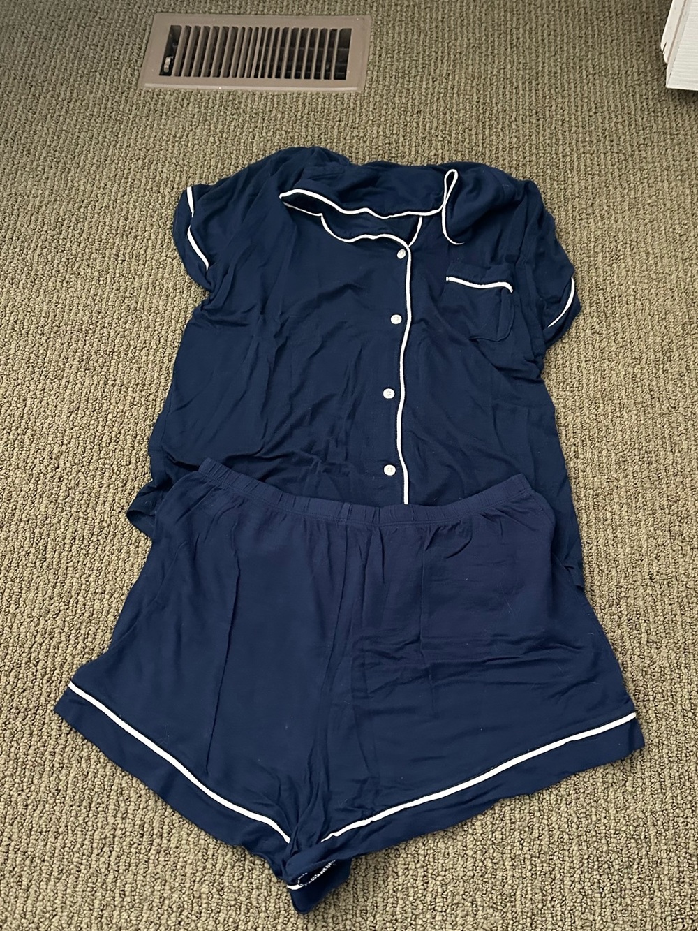 stars above Navy Short-Sleeve Pajama Set with White Piping